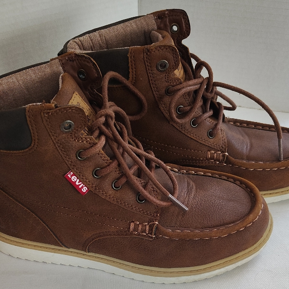 Levi's Men's Brown Leather Lace-Up Boots